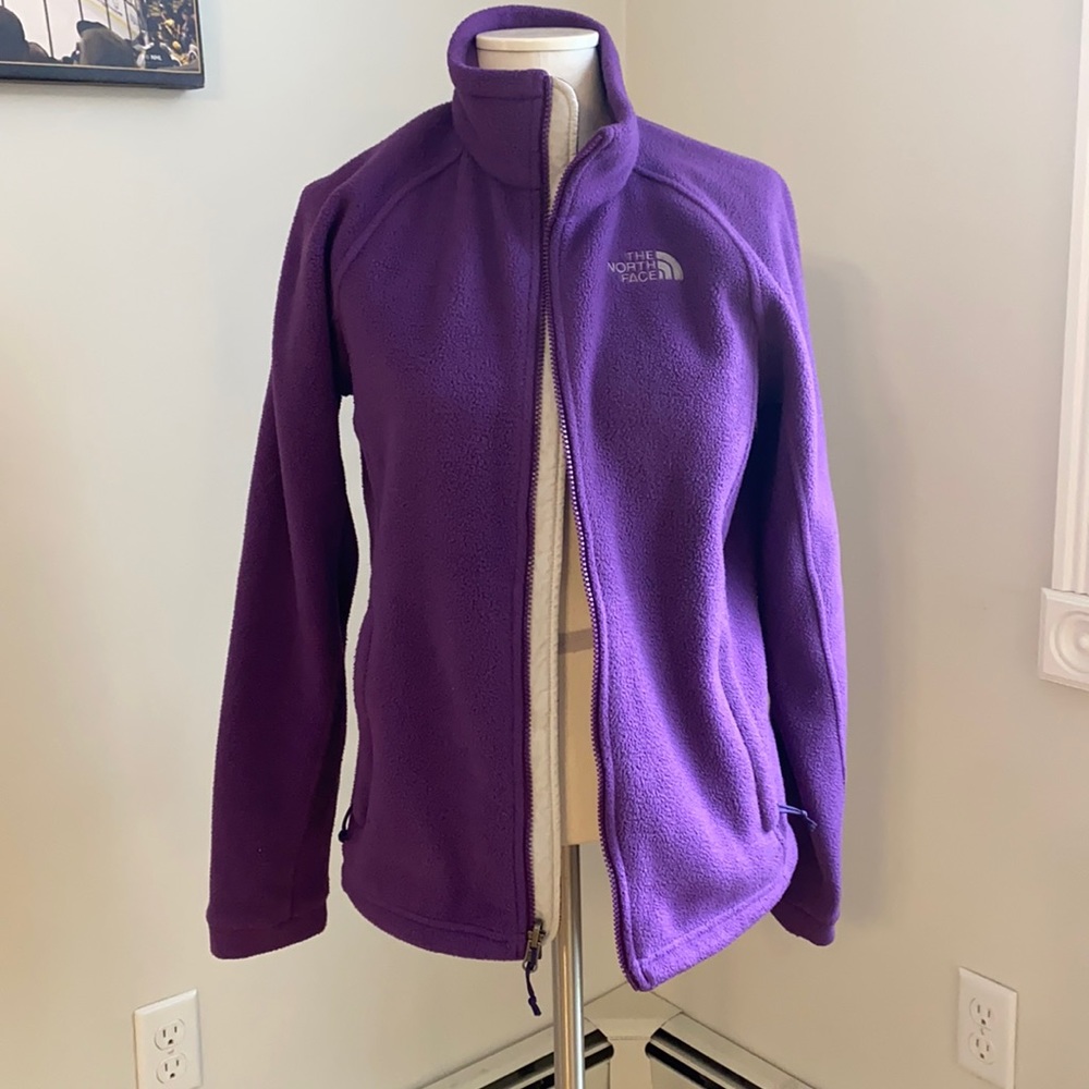 The North Face Women’s Fleece Jacket